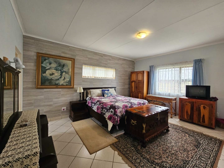 3 Bedroom Property for Sale in Jeffreys Bay Central Eastern Cape